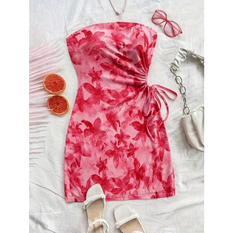 Vestido curto feminino com estampa floral
